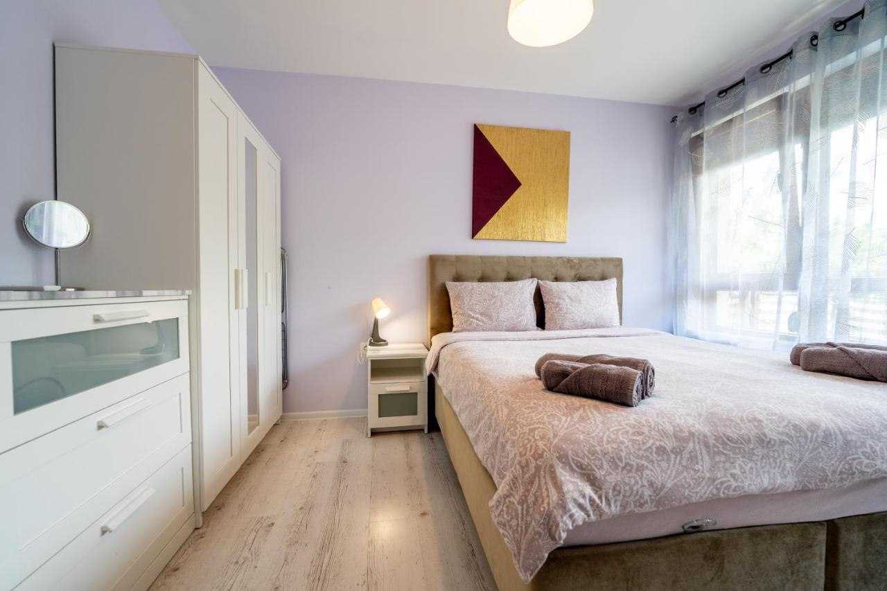 Sunny Apartment In Studentski Grad, Behind Unss София Екстериор снимка