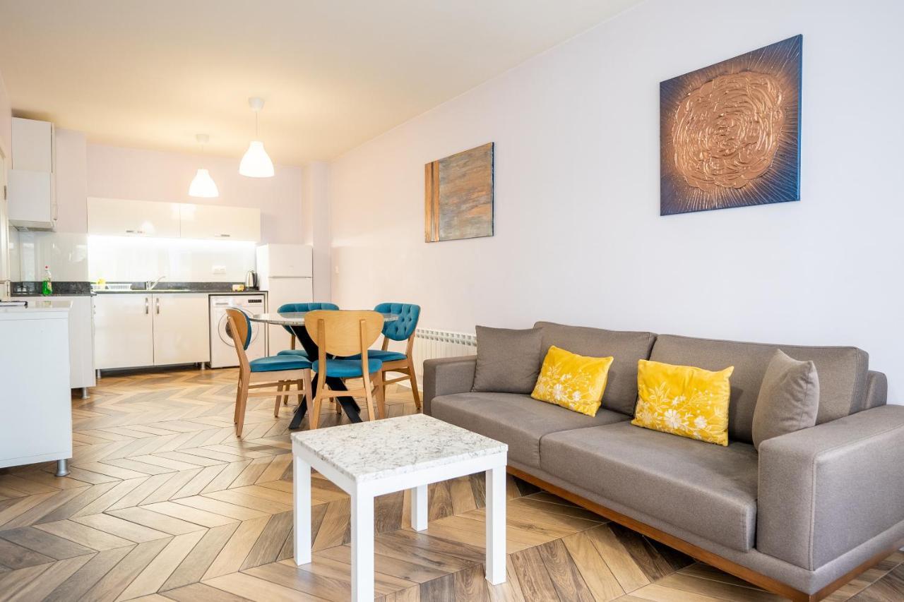 Sunny Apartment In Studentski Grad, Behind Unss София Екстериор снимка