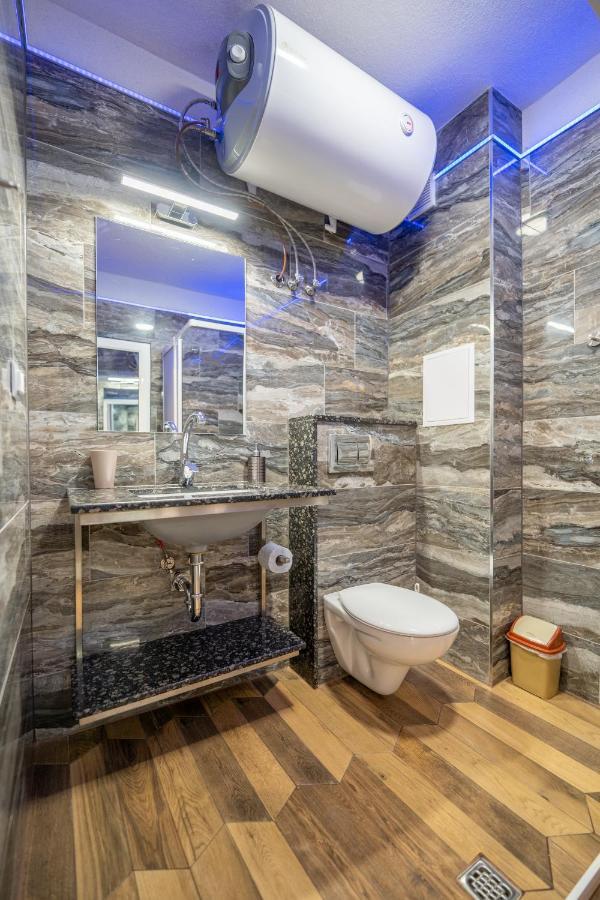 Sunny Apartment In Studentski Grad, Behind Unss София Екстериор снимка