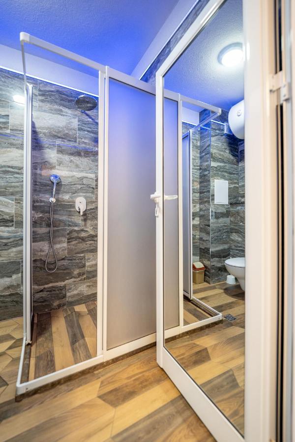 Sunny Apartment In Studentski Grad, Behind Unss София Екстериор снимка