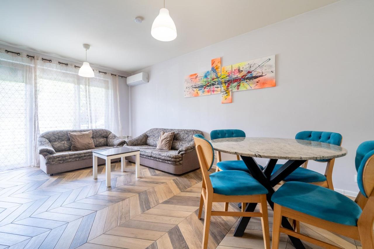 Sunny Apartment In Studentski Grad, Behind Unss София Екстериор снимка
