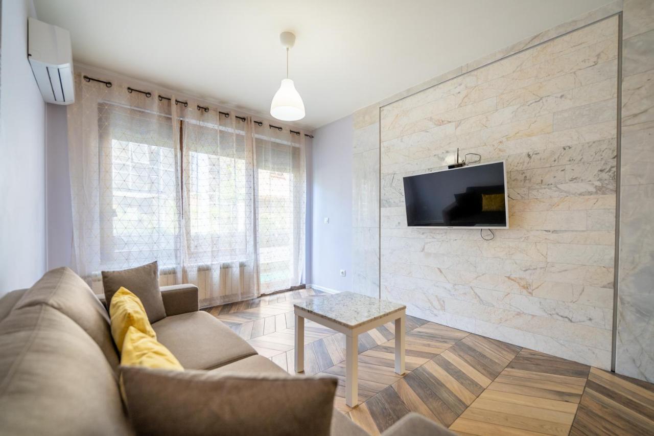Sunny Apartment In Studentski Grad, Behind Unss София Екстериор снимка